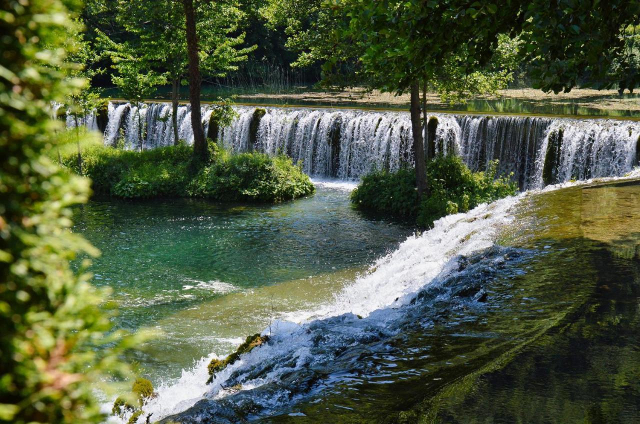 Konoba Slapovi Motel Jajce Ngoại thất bức ảnh