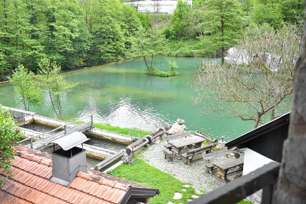 Konoba Slapovi Motel Jajce Ngoại thất bức ảnh