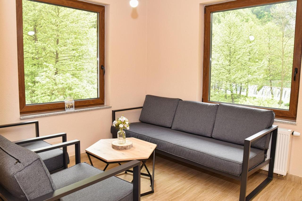 Konoba Slapovi Motel Jajce Ngoại thất bức ảnh