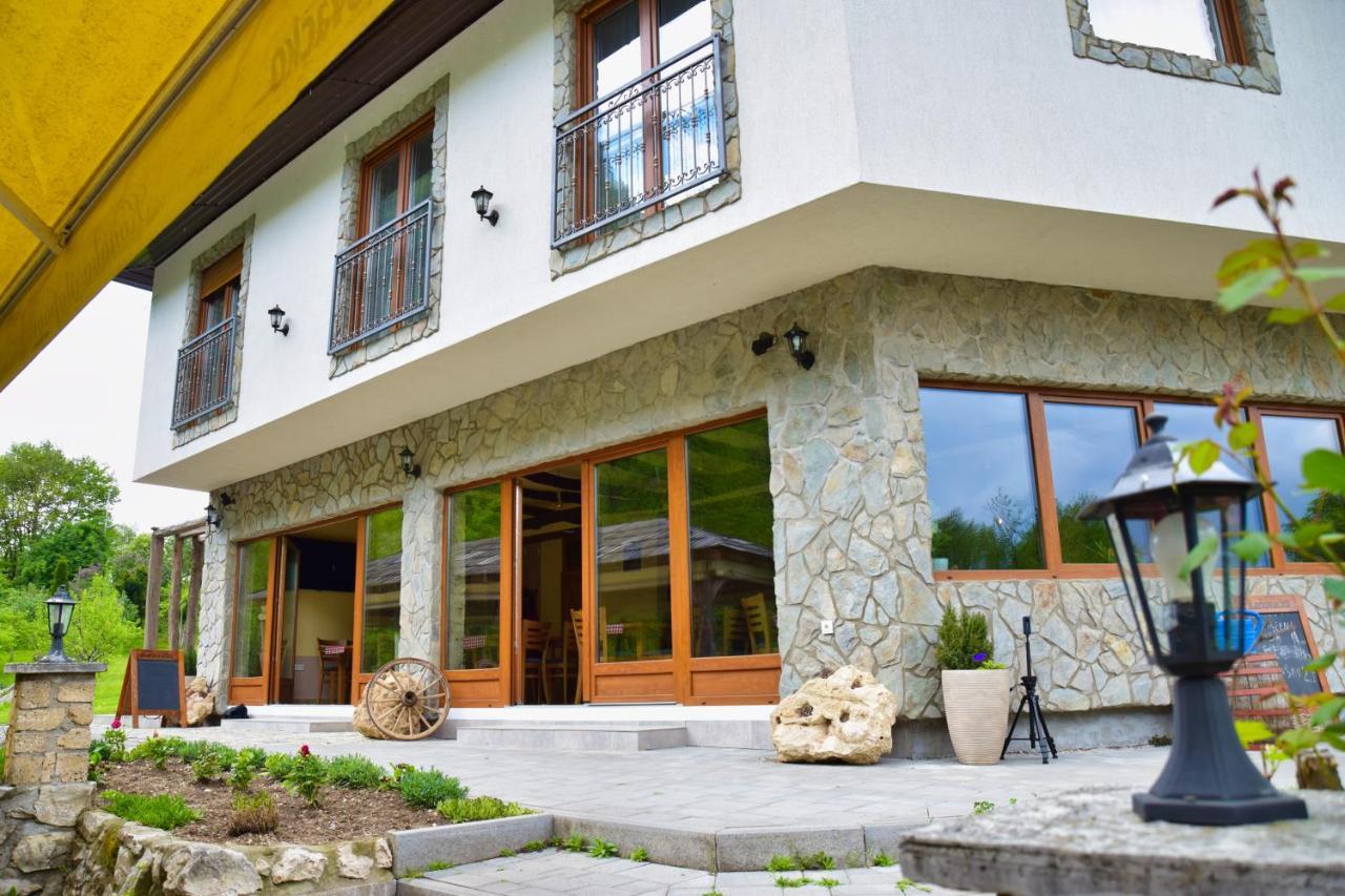 Konoba Slapovi Motel Jajce Ngoại thất bức ảnh