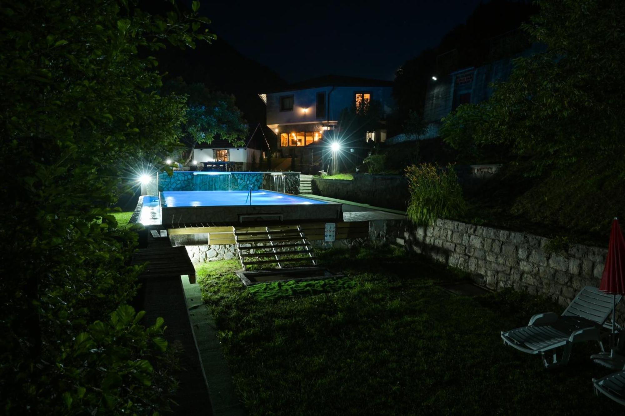 Konoba Slapovi Motel Jajce Ngoại thất bức ảnh